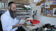 
	In addition to being an artist, Rabbi Moshe Braun practices safrut- Jewish Scribal Art.. In this fascinting, informative video, he takes viewers on a journey into the world of safrut. We learn about the different texts the sofer writes- Tefillin, Mezuzot, Torah Scrolls and Megillas, and Rabbi Moshe Braun shares all the little details that make up the wonderful world of Jewish scribal art.